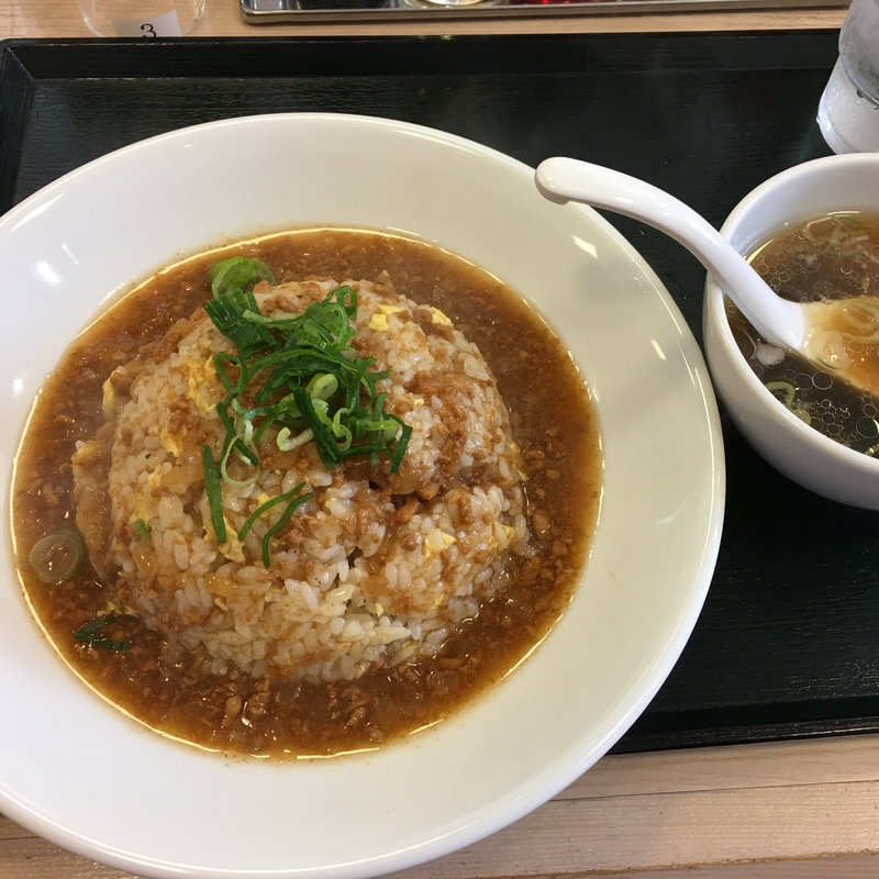 牛挽肉あんかけチャーハン(れんげ食堂 Toshu 新丸子店)