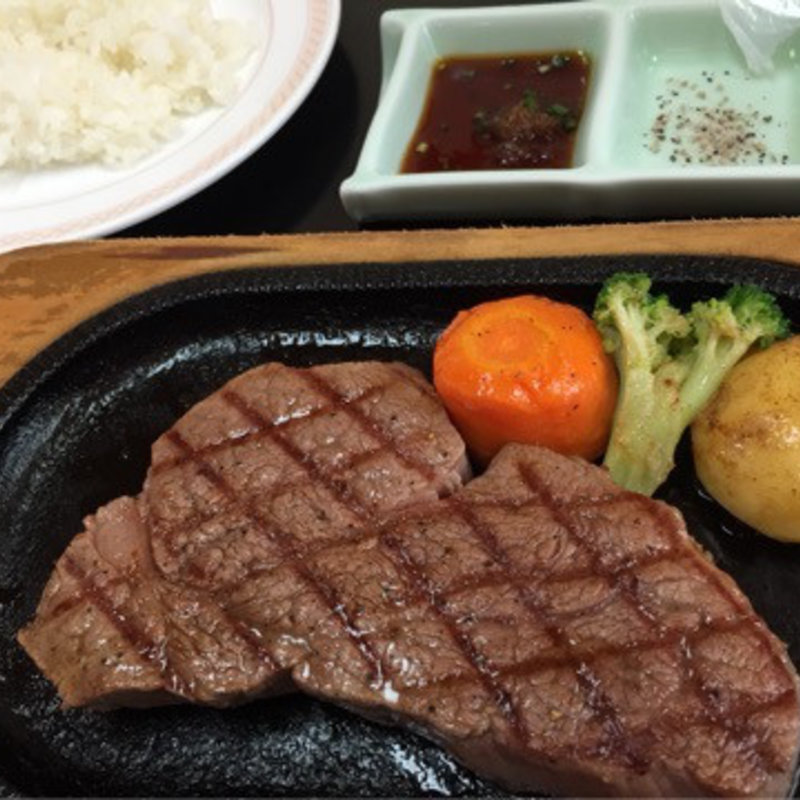 ヒレステーキ(味処 うめしま)