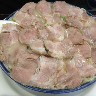 チャーシュー麺(博多ラーメン しばらく 西新本店)