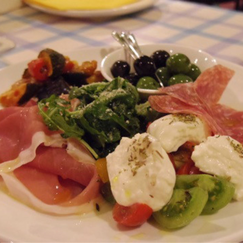 前菜盛り合わせ (PIZZERIA CAFFE IL POGGIO)