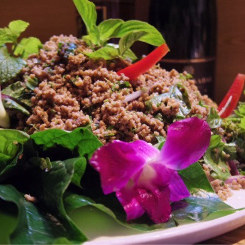 ラープムー(ロムアロイ)