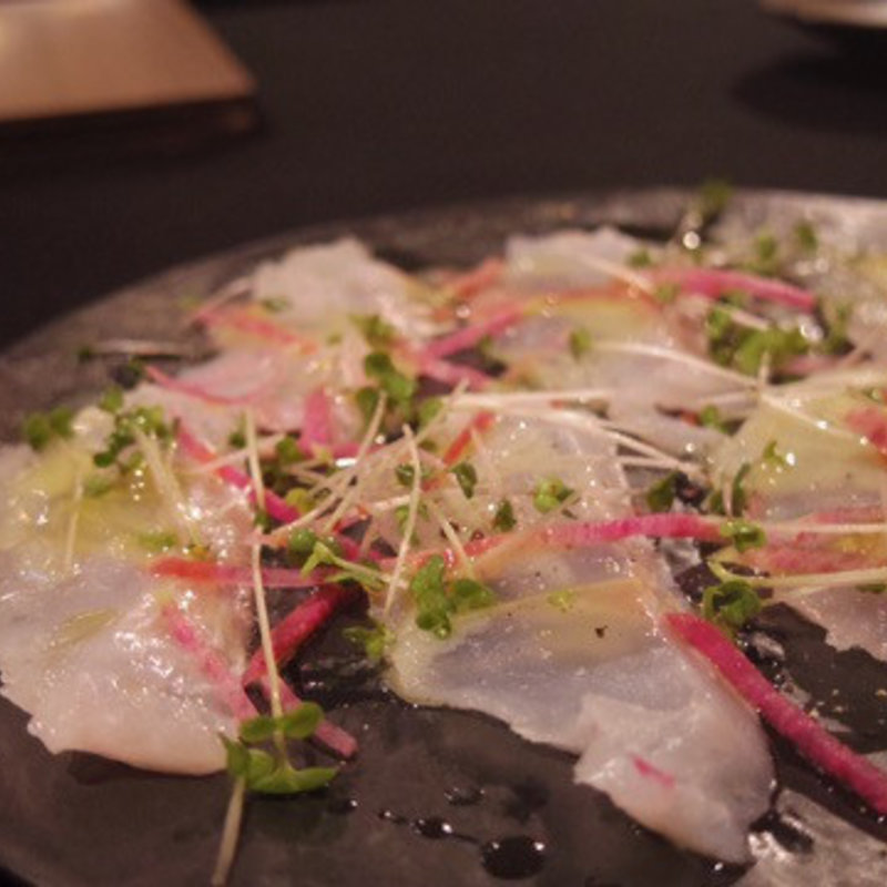 鮮魚のカルパッチョ(レジェンド ラマン)