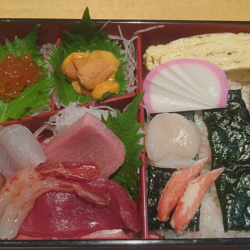 特上ちらし(あけみ鮨)