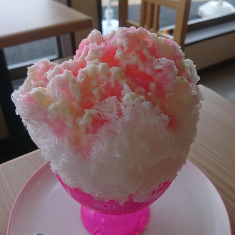 イチゴミルク(万徳 支店 )