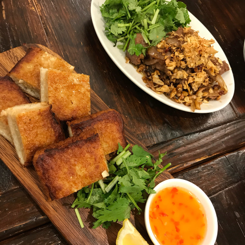 海老トースト(MAE963 （マエクロサン）)