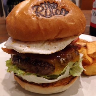 ジャンクバーガー(THE RISCO リスコ Cafe & Authentic Burgers)