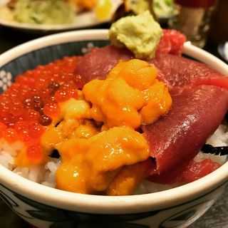 海鮮丼(博多もつ鍋・和楽 西麻布店)