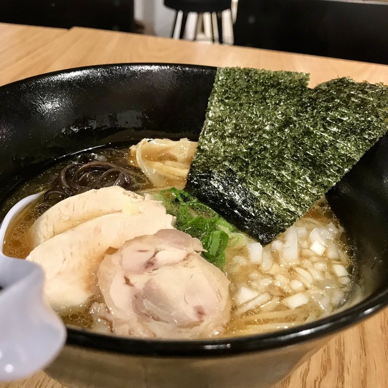 あご出汁鶏そ(麺屋 大山)
