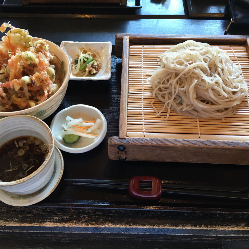 もりそばとミニかき揚げ丼(そば処　Ｑ．庵 （キューアン）)