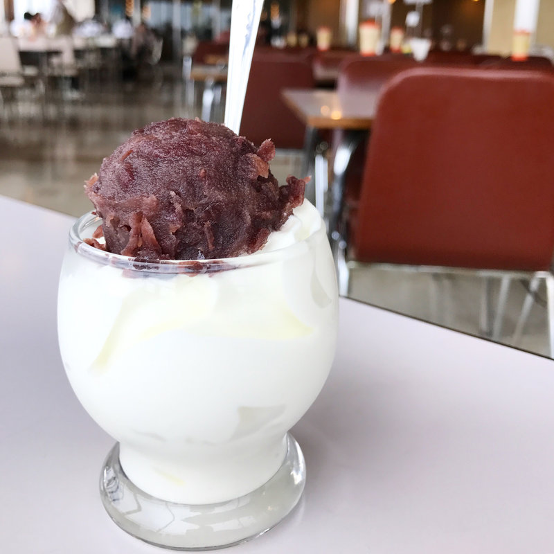 ミニあんソフト(マルカンビル大食堂)