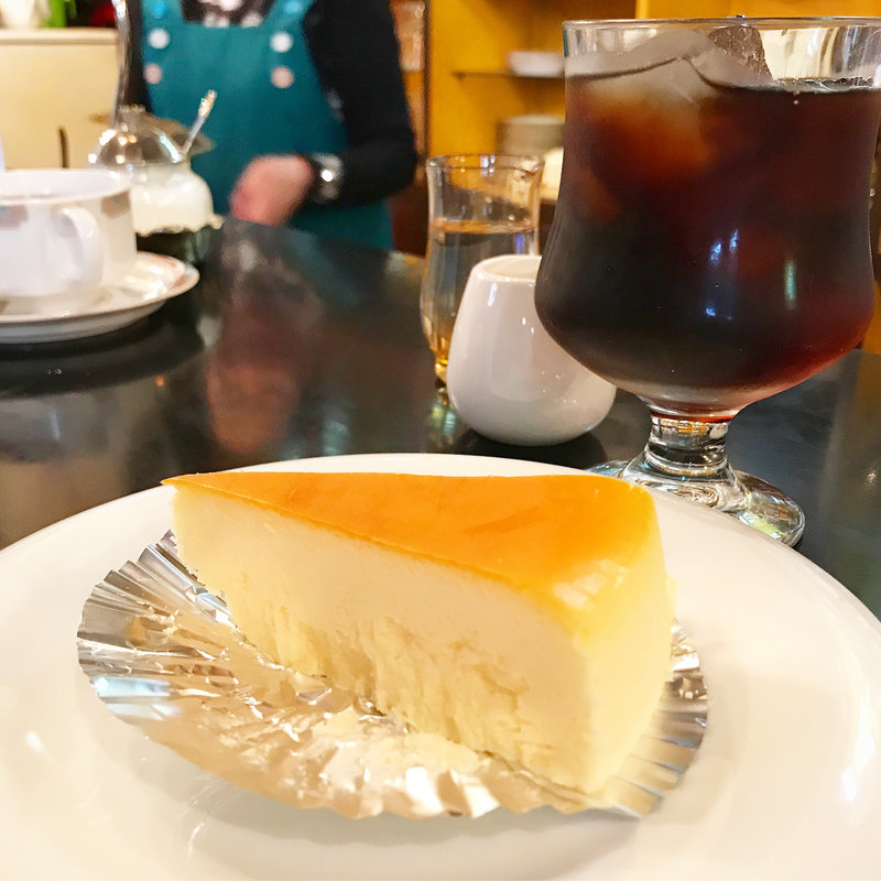 ベイクドチーズケーキセット(チロル 盛岡大通り店 （TIROL）)