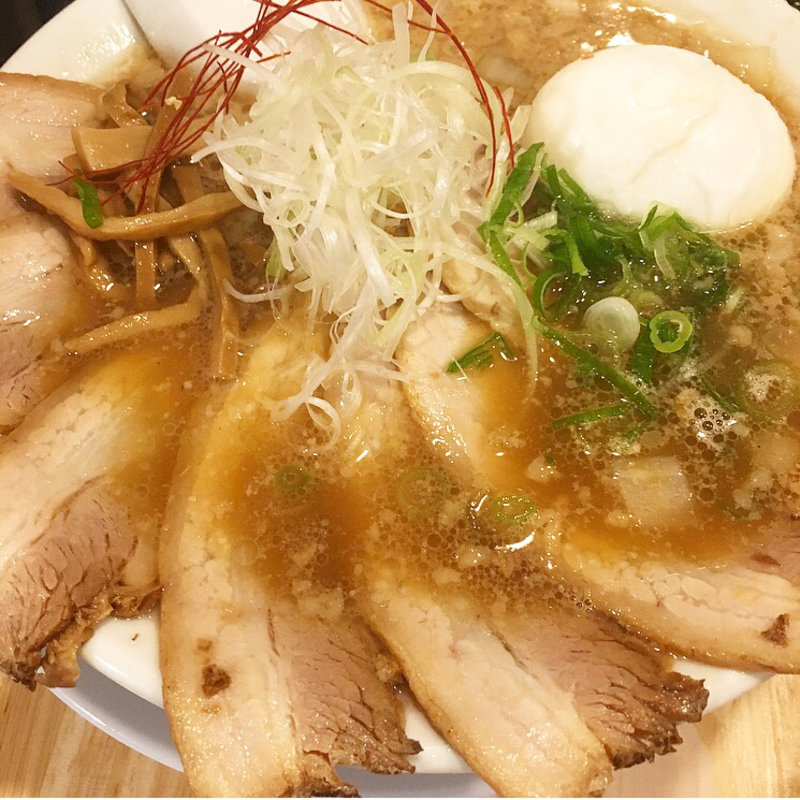 ラーメン(ミヤタヌードル)