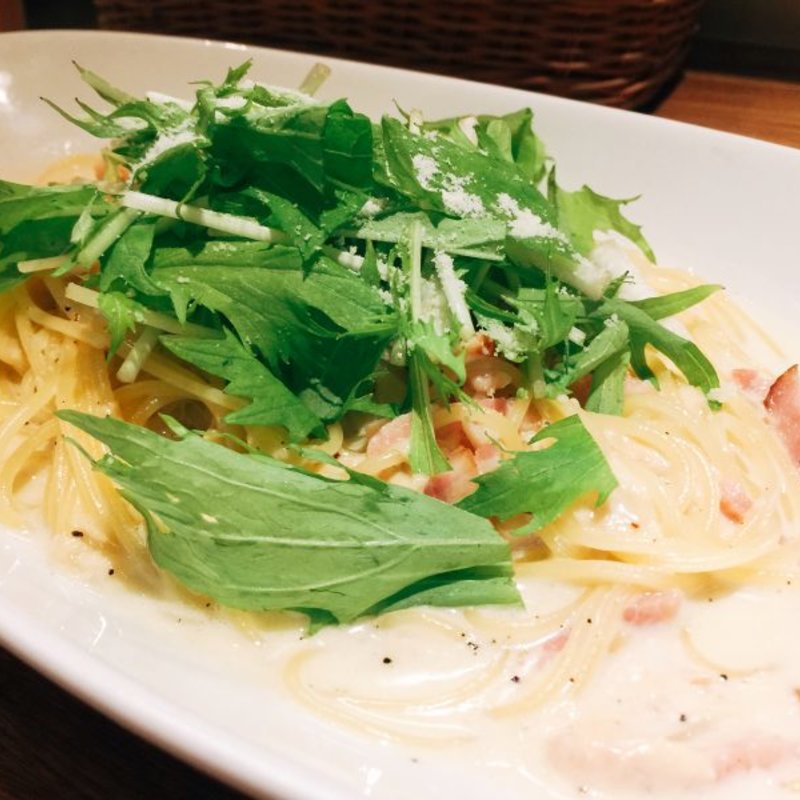 湯葉とベーコンと水菜のクリームスパゲティー(イザカヤ まつばら屋 （IZAKAYA）)