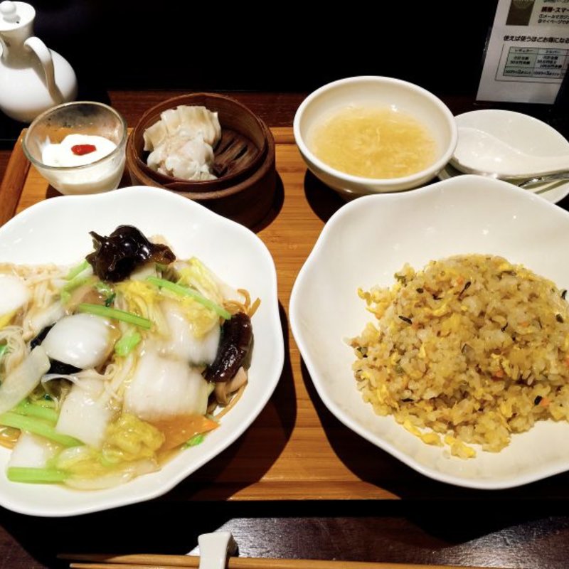 ランチセットB(あんかけやきそば南国酒家 東京駅店)