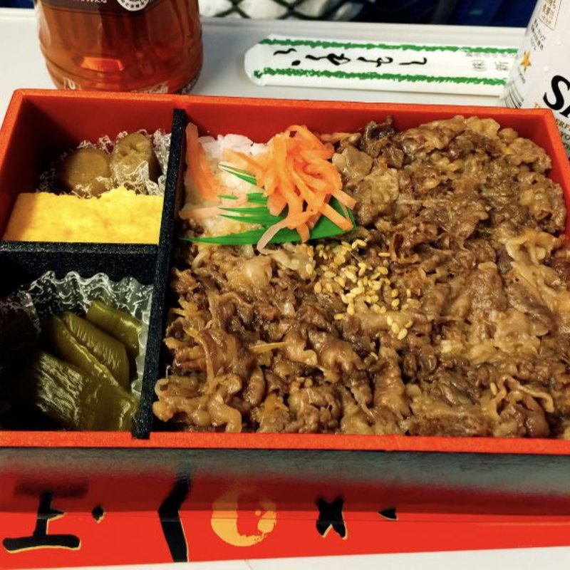 村上牛しぐれ弁当(駅弁屋 祭 )