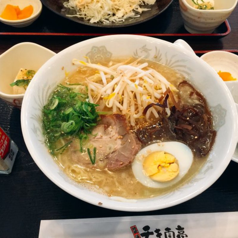 鹿児島ラーメン(九州沖縄食堂　チキ南亭 イオンレイクタウン店 )