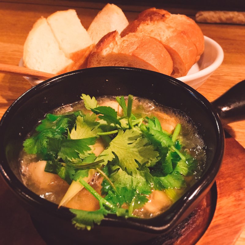 トムヤムクンアヒージョ(トリップ)