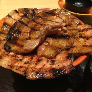 北海道帯広 特上炭火焼バラ豚丼 大盛り(ぶたいち レイクタウン mori店)