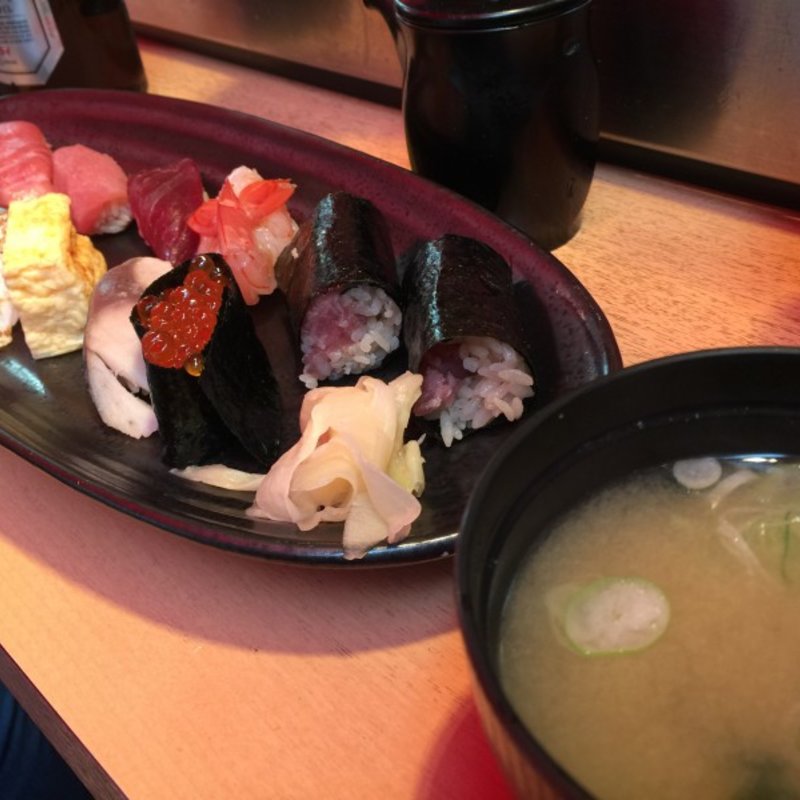 特選にぎり(つきぢ神楽寿司)