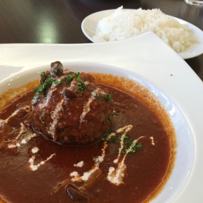 トマト煮込みハンバーグ(BULLの実 （ブルノミ）)