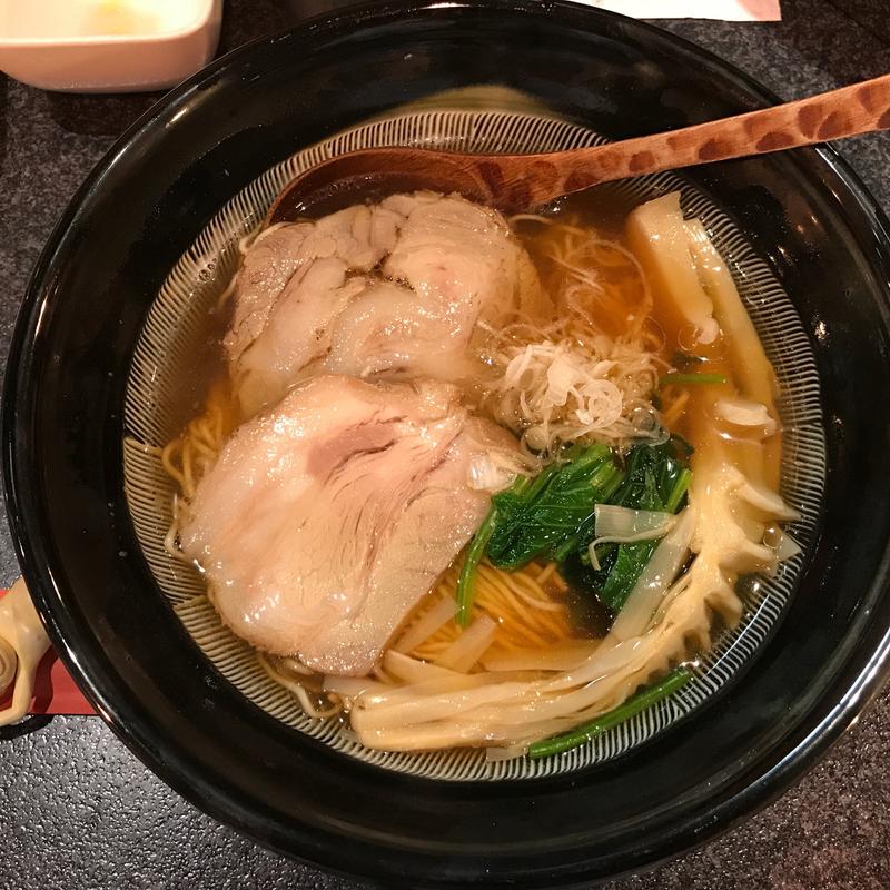貝出汁 トリュフ仕立て Progress(烈志笑魚油 麺香房 三く)
