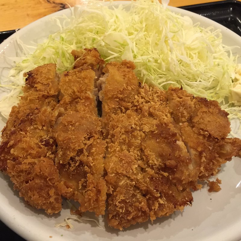チキンカツ定食(元祖やきとり串八珍 大手町ファーストスクエア店 （ガンソヤキトリクシハッチン）)