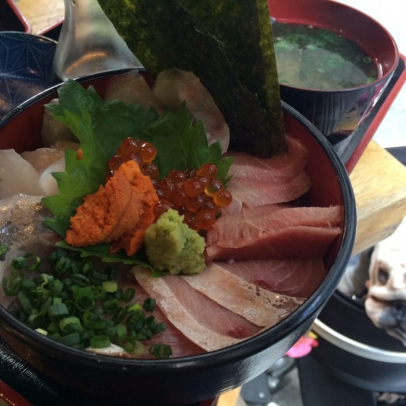 すみお特製 海鮮丼(炉端　炭男 )