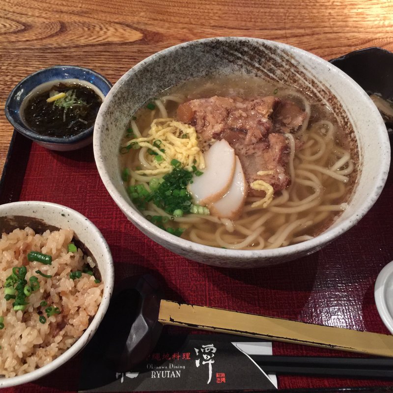 軟骨ソーキそばセット(龍潭 東京駅店 （リュウタン）)