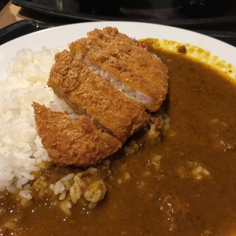 大山カツカレー(山陰海鮮炉端かば 丸の内店)