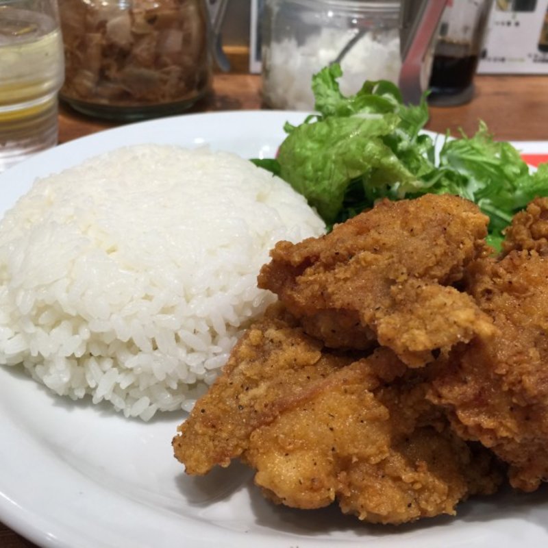 からあげランチプレート(東京から揚げバル )