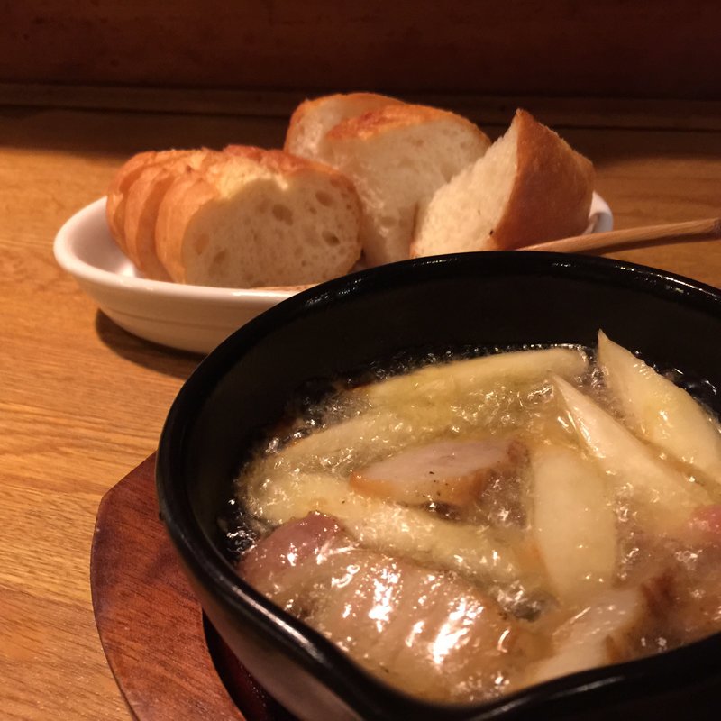 ホワイトアスパラのアヒージョ(トリップ)