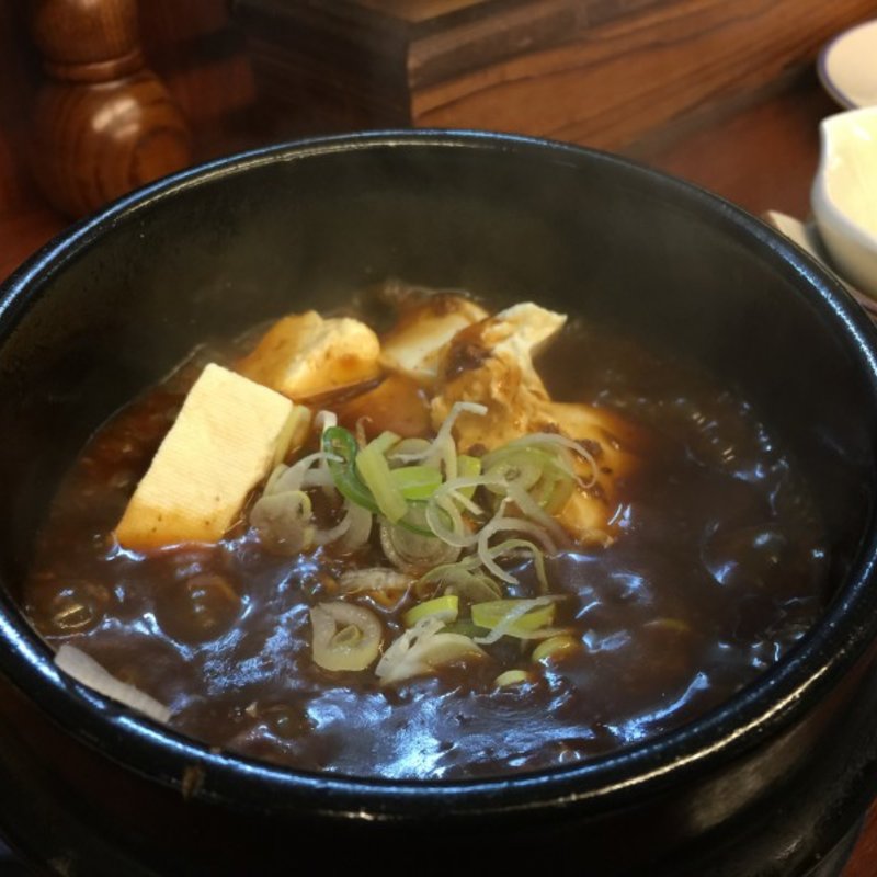 麻婆豆腐(煮込み屋 じもん )