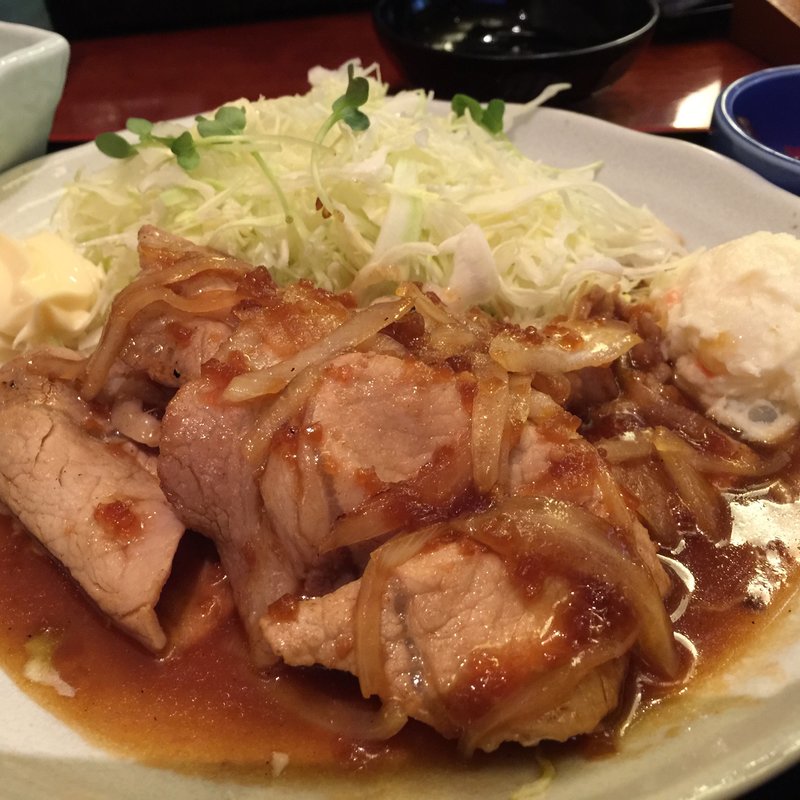 生姜焼き定食(酒場蛍火 大手町ファーストスクエア店)