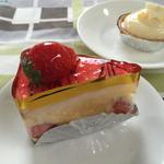 イチゴのケーキ(サンマリノ )