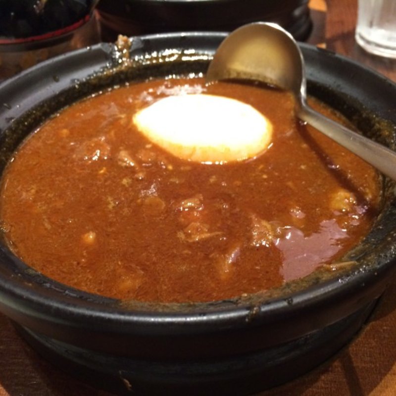 牛スジ玉子カレー(Hot Spoon 丸の内店)