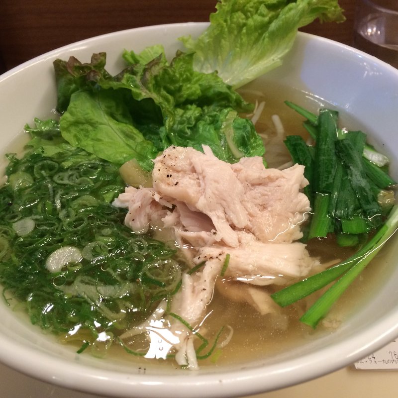 【定番】鶏のフォー(コムフォー丸の内オアゾ店)