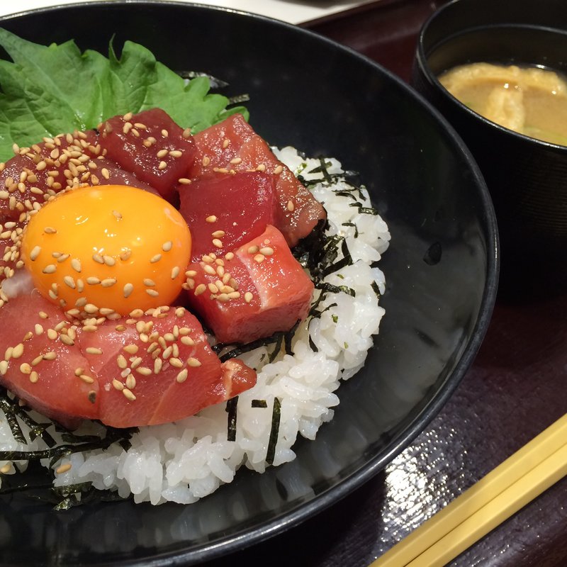 漬けまぐろ丼(焼津丸 新東名高速道路　静岡サービスエリア上り )