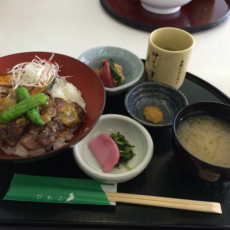 近江牛ステーキ丼(近江路 （オウミジ ）)