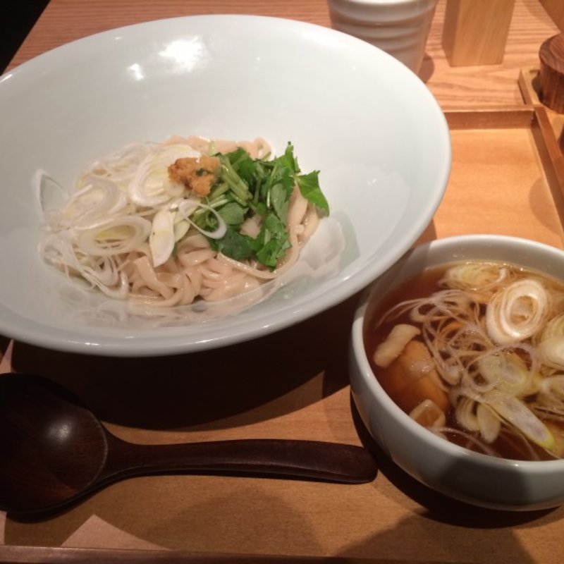 鶏南蛮のつけうどん(おだしうどん かかや 大手町店)