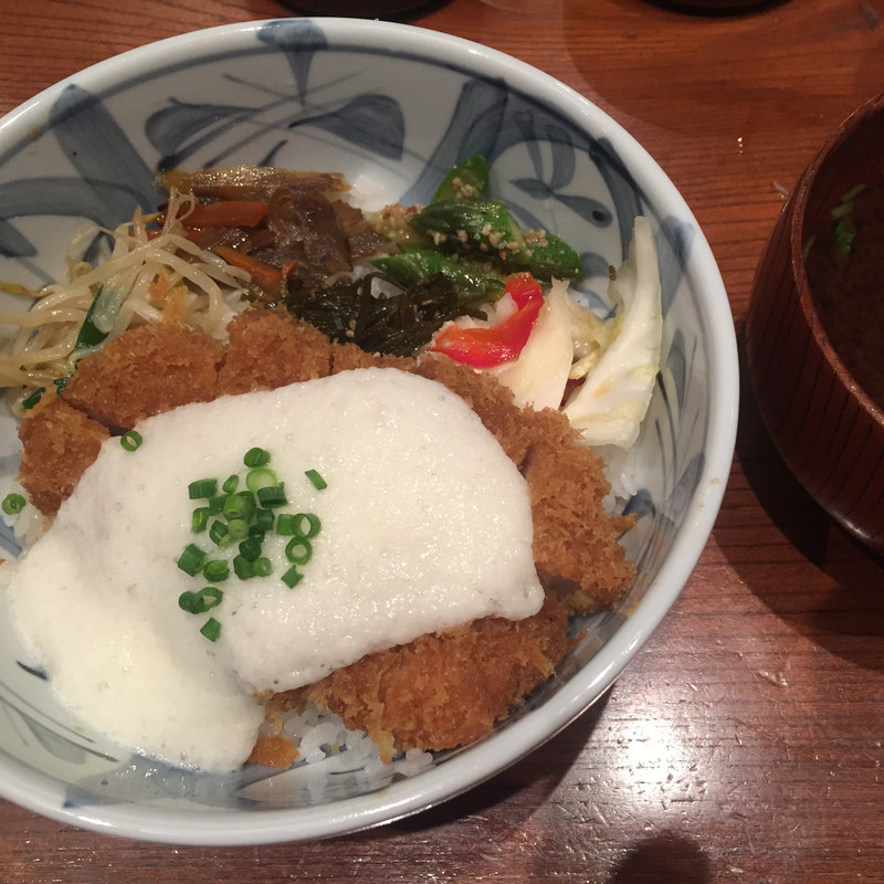 替りかつ丼（限定20食）(かつ吉 新丸ビル店 （カツキチ）)