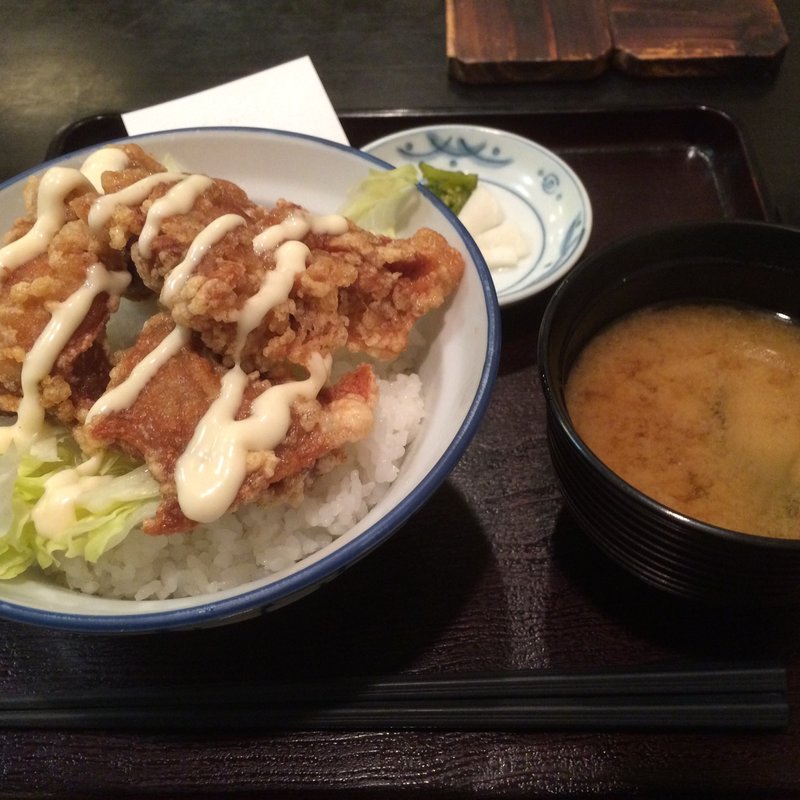 鶏唐揚げ丼(築地錦水)