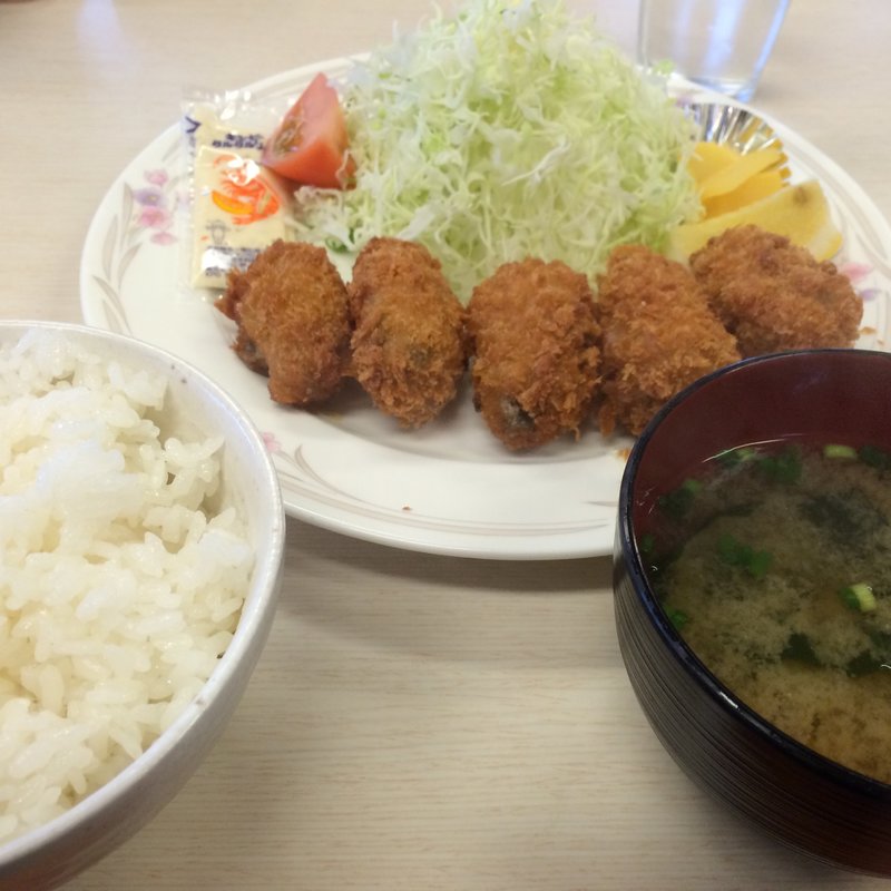 カキフライ定食(木かげ2 )