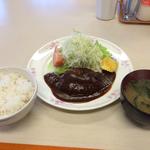 自家製ハンバーグ定食(木かげ2 )