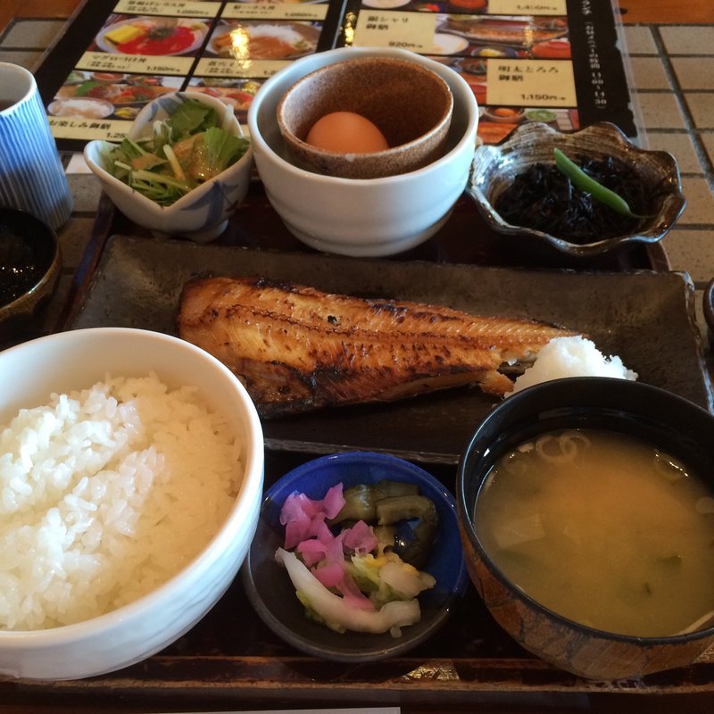 焼魚と究極のたまご御膳(一夜一夜 丸ビル店 （いちやいちや）)