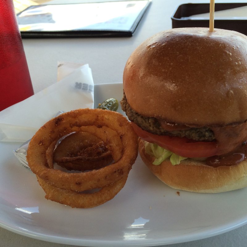 AK’s ハンバーガー(アメリカンキッチン （The American Kitchen）)