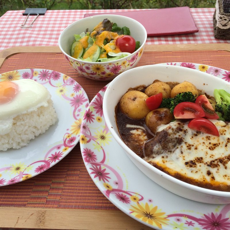 限定！手作りハンバーグランチ(Mama's Perro)