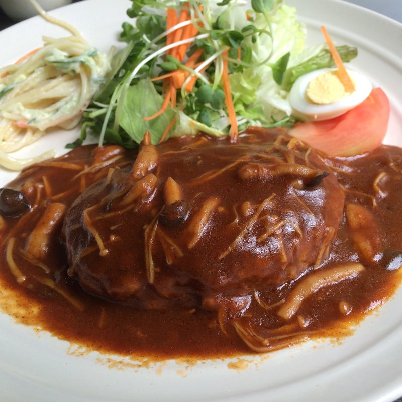 木の実ハンバーグ(木の実)