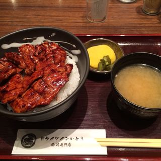 ヒレ豚丼(ドライブインいとう豚丼専門店 豚丼名人)