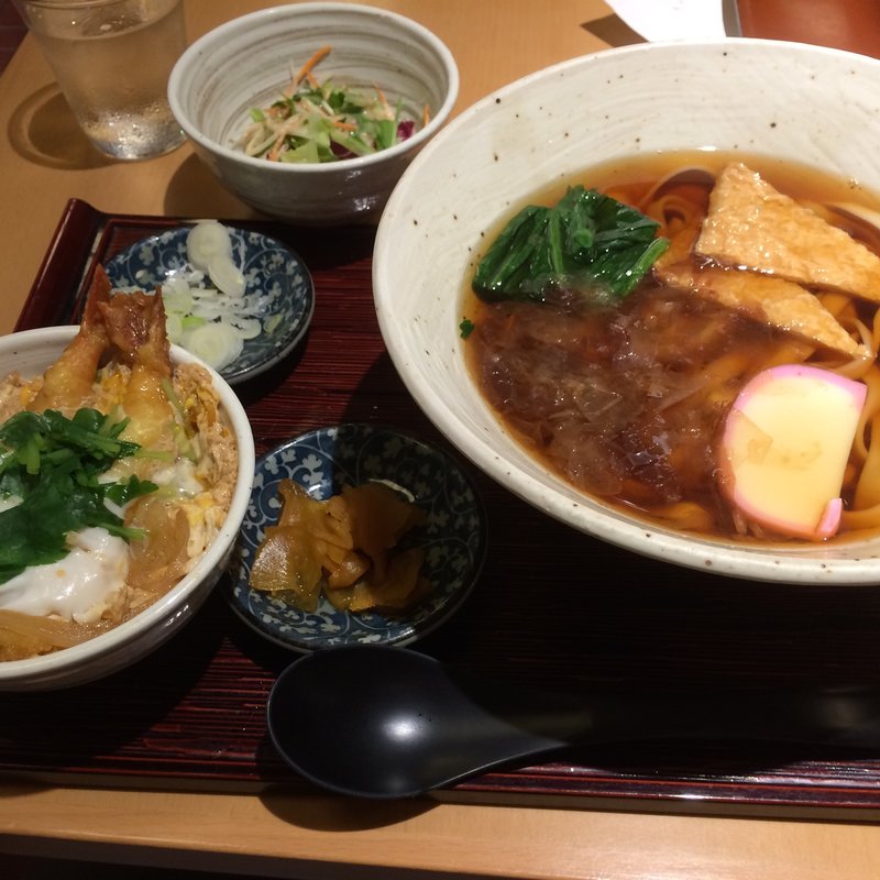 海老天とじ丼ときしめんのセット(横浜なかや )
