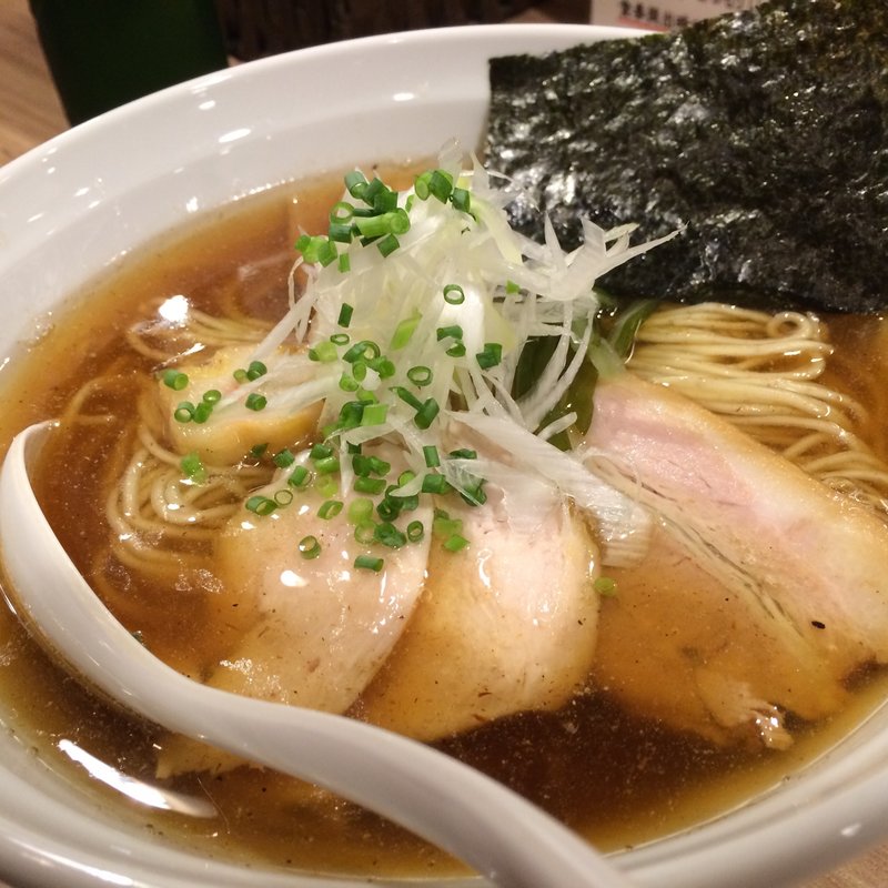 醤油ラーメン(38 NOODLE KITCHEN （サンパチ ヌードルキッチン）)